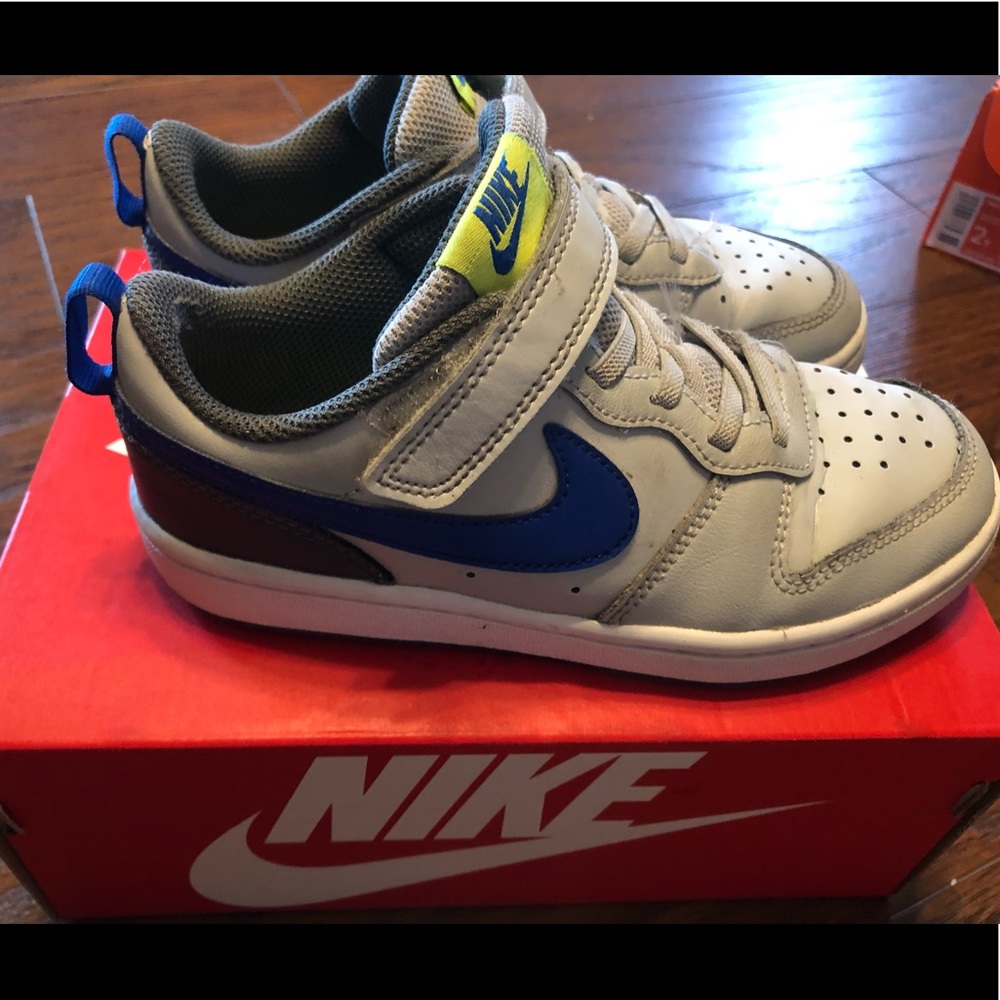 Boys Nike court shoes